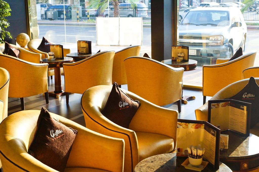 Mansour Plaza Hotel Apartments Dammam Ngoại thất bức ảnh
